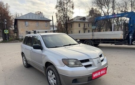 Mitsubishi Outlander III рестайлинг 3, 2003 год, 255 000 рублей, 1 фотография