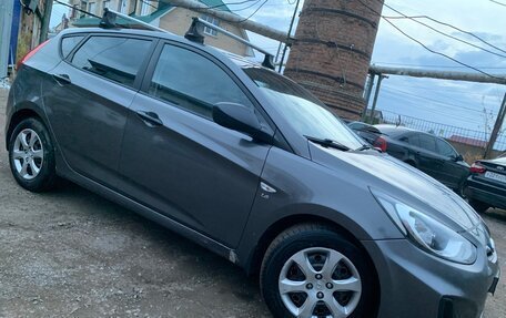 Hyundai Solaris II рестайлинг, 2012 год, 710 000 рублей, 6 фотография