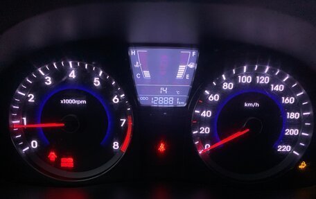 Hyundai Solaris II рестайлинг, 2012 год, 710 000 рублей, 10 фотография