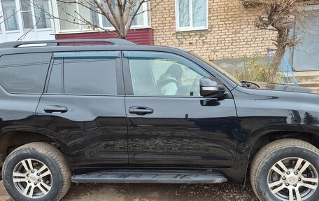 Toyota Land Cruiser Prado 150 рестайлинг 2, 2010 год, 2 500 500 рублей, 5 фотография