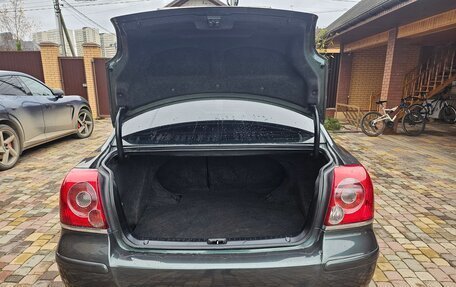 Toyota Avensis III рестайлинг, 2007 год, 1 350 000 рублей, 17 фотография