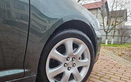 Toyota Avensis III рестайлинг, 2007 год, 1 350 000 рублей, 35 фотография