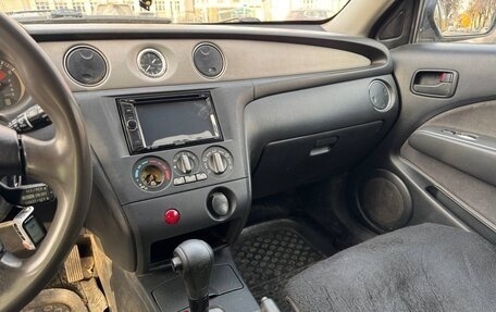 Mitsubishi Outlander III рестайлинг 3, 2003 год, 255 000 рублей, 12 фотография