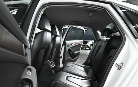 Audi A4, 2015 год, 1 235 000 рублей, 11 фотография