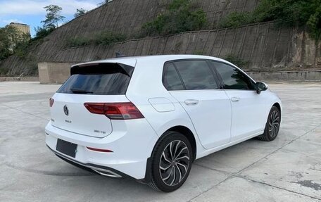 Volkswagen Golf VIII, 2022 год, 1 730 000 рублей, 6 фотография