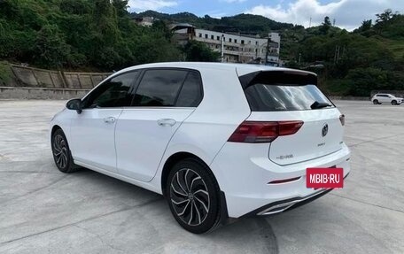 Volkswagen Golf VIII, 2022 год, 1 730 000 рублей, 4 фотография