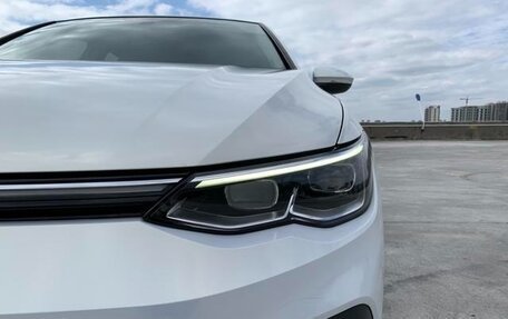 Volkswagen Golf VIII, 2022 год, 1 730 000 рублей, 19 фотография