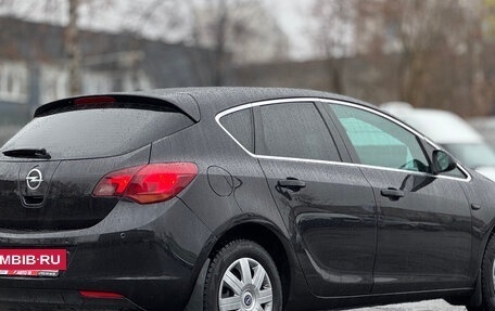 Opel Astra J, 2011 год, 799 000 рублей, 5 фотография