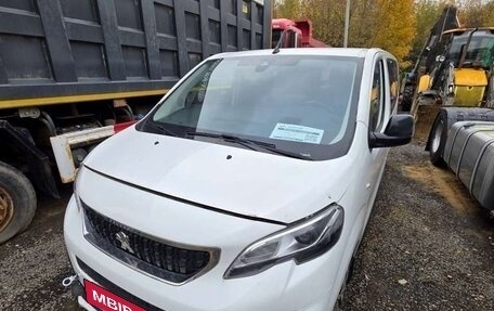 Peugeot Traveller I, 2020 год, 3 379 080 рублей, 2 фотография