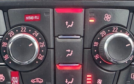 Opel Astra J, 2011 год, 799 000 рублей, 19 фотография