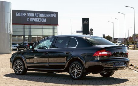 Skoda Superb III рестайлинг, 2013 год, 4 фотография