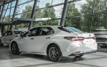 Toyota Camry, 2024 год, 4 690 000 рублей, 5 фотография