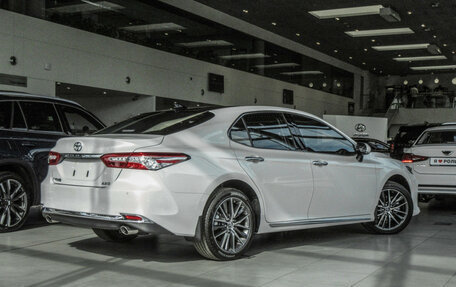 Toyota Camry, 2024 год, 4 690 000 рублей, 6 фотография