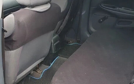 Nissan Almera, 2005 год, 180 000 рублей, 6 фотография