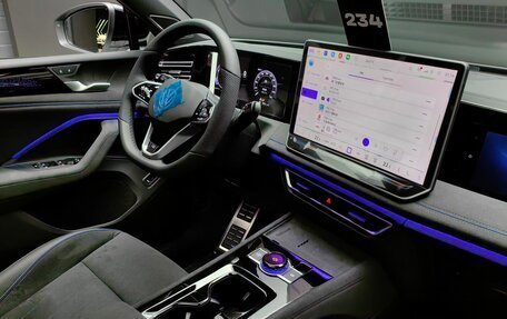 Volkswagen Tiguan, 2025 год, 5 150 000 рублей, 18 фотография