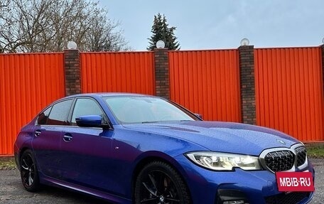 BMW 3 серия, 2019 год, 3 970 000 рублей, 2 фотография