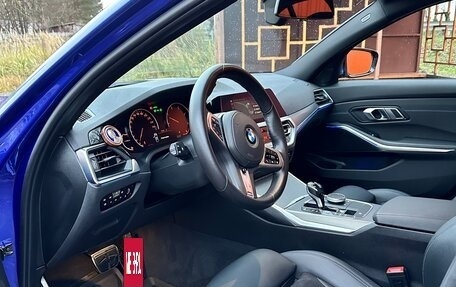 BMW 3 серия, 2019 год, 3 970 000 рублей, 10 фотография