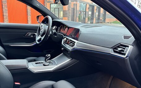 BMW 3 серия, 2019 год, 3 970 000 рублей, 16 фотография