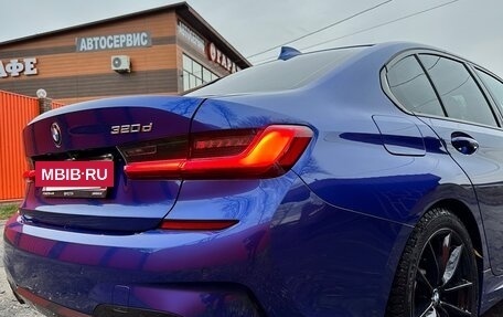 BMW 3 серия, 2019 год, 3 970 000 рублей, 14 фотография