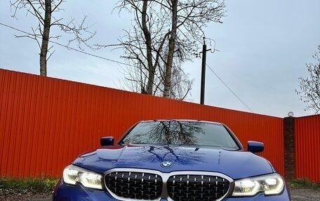 BMW 3 серия, 2019 год, 3 970 000 рублей, 21 фотография