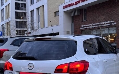 Opel Astra J, 2012 год, 900 000 рублей, 3 фотография