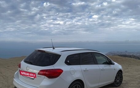 Opel Astra J, 2012 год, 900 000 рублей, 5 фотография