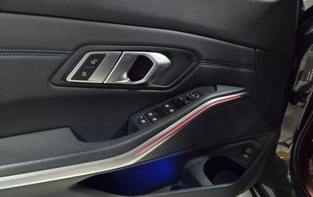 BMW 3 серия, 2021 год, 6 550 000 рублей, 15 фотография