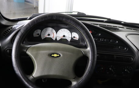 Chevrolet Niva I рестайлинг, 2006 год, 299 990 рублей, 10 фотография