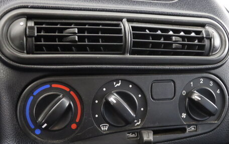 Chevrolet Niva I рестайлинг, 2006 год, 299 990 рублей, 16 фотография