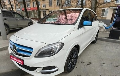Mercedes-Benz B-Класс, 2015 год, 1 700 000 рублей, 1 фотография