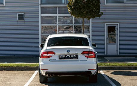 Skoda Superb III рестайлинг, 2014 год, 1 095 000 рублей, 5 фотография