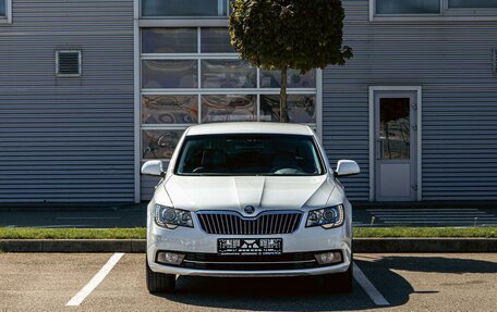 Skoda Superb III рестайлинг, 2014 год, 1 095 000 рублей, 2 фотография