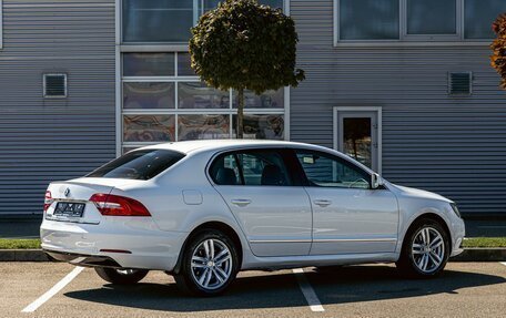 Skoda Superb III рестайлинг, 2014 год, 1 095 000 рублей, 6 фотография