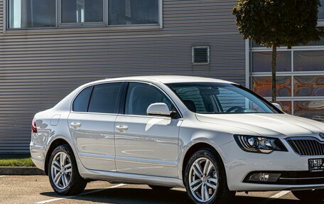 Skoda Superb III рестайлинг, 2014 год, 1 095 000 рублей, 7 фотография