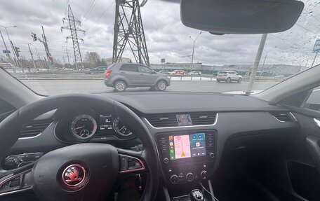 Skoda Octavia, 2018 год, 1 990 000 рублей, 3 фотография