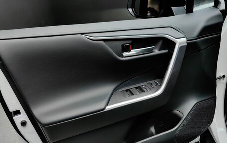 Toyota RAV4, 2025 год, 4 350 000 рублей, 28 фотография