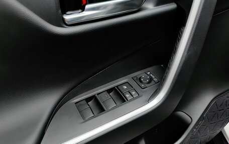 Toyota RAV4, 2025 год, 4 350 000 рублей, 29 фотография