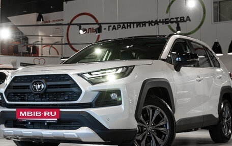 Toyota RAV4, 2025 год, 4 490 000 рублей, 2 фотография