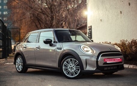 MINI Hatch, 2021 год, 3 099 000 рублей, 11 фотография