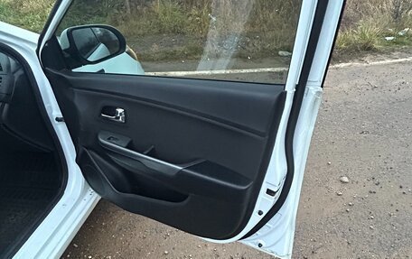 KIA Rio III рестайлинг, 2013 год, 990 000 рублей, 3 фотография