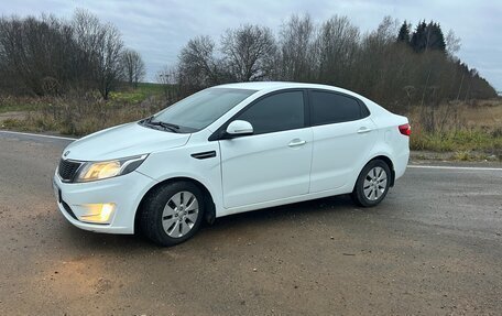 KIA Rio III рестайлинг, 2013 год, 990 000 рублей, 18 фотография