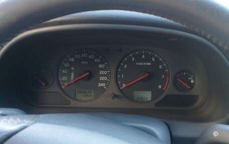 Volvo S40 II, 2002 год, 250 000 рублей, 13 фотография
