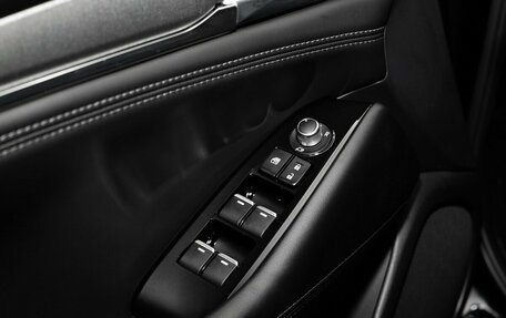 Mazda 6, 2023 год, 4 300 000 рублей, 30 фотография