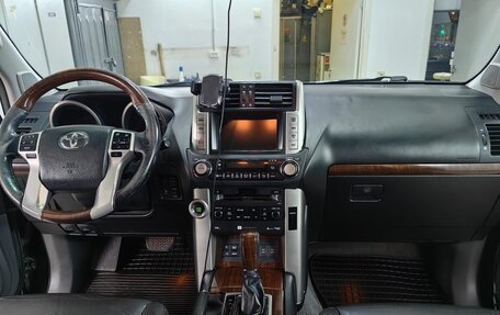 Toyota Land Cruiser Prado 150 рестайлинг 2, 2012 год, 2 690 000 рублей, 6 фотография