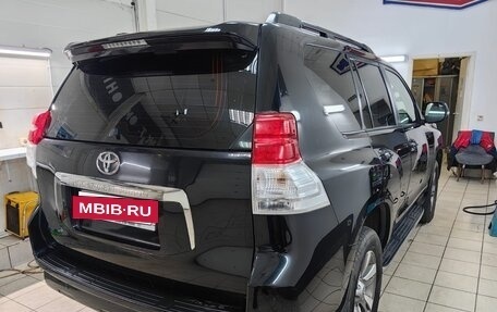 Toyota Land Cruiser Prado 150 рестайлинг 2, 2012 год, 2 690 000 рублей, 4 фотография