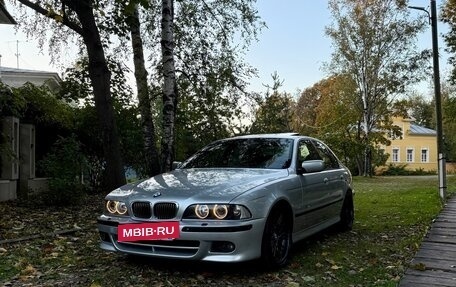 BMW 5 серия, 2001 год, 1 790 000 рублей, 16 фотография