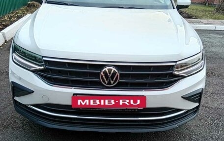 Volkswagen Tiguan II, 2021 год, 2 900 000 рублей, 5 фотография