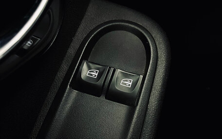 Nissan Terrano III, 2017 год, 1 350 000 рублей, 21 фотография