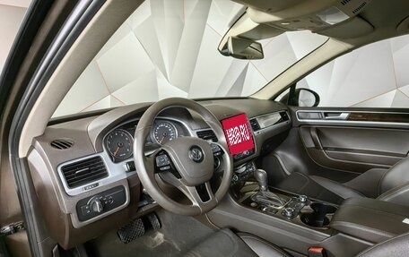 Volkswagen Touareg III, 2013 год, 3 050 000 рублей, 14 фотография