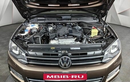 Volkswagen Touareg III, 2013 год, 3 050 000 рублей, 18 фотография